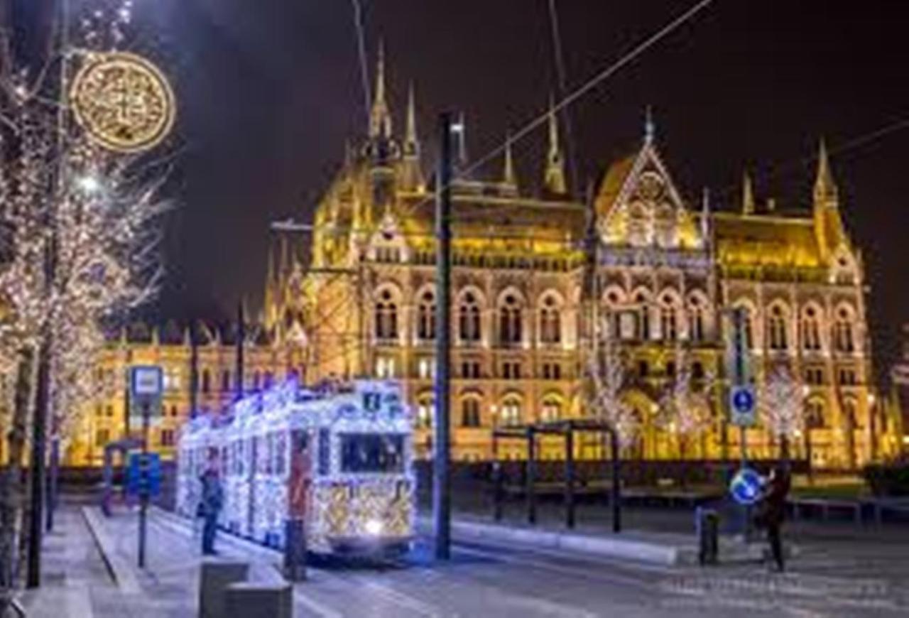 Central Budapest Vadasz Street Екстер'єр фото